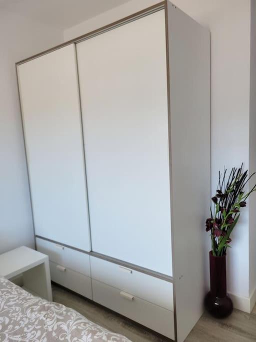 Appartement Acogedor Con Bonitas Vistas. E-bi-609 *