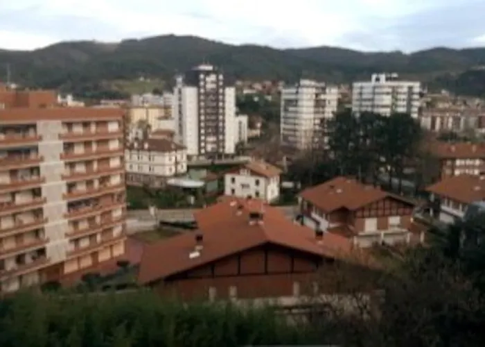 Apartamento Acogedor Con Bonitas Vistas. E-Bi-609